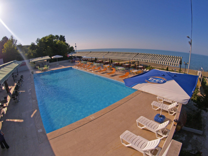 Others 3, Mora Hotel, Merkez
