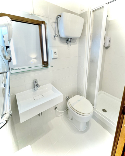 Bathroom 4, Hotel Sant'Ercolano, Perugia