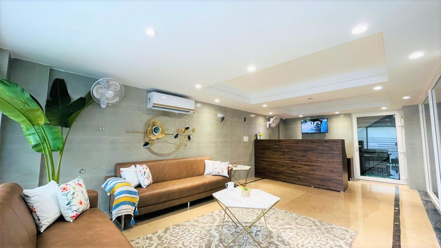 Public Area, BluO Studio1 DLF CyberCity - Balcony, Gym TT, Lift, Gurgaon