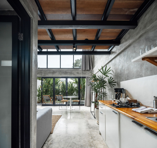 Dining Room 13