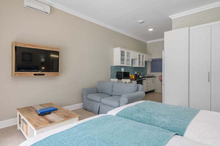 Bedroom 4, Formosa Bay, Eden