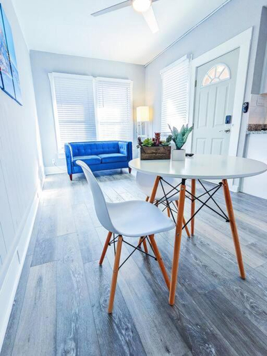 Others 2, Elegant 1Bed Montrose-CinqueTerre@TheItalianPlaza, Houston