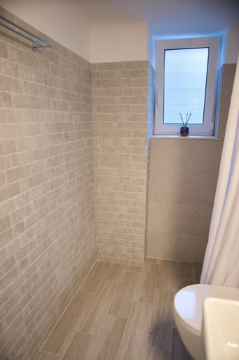 Bathroom 2, Athens Bounty☆Garden House 2BR/2BA Free Parking, Attica