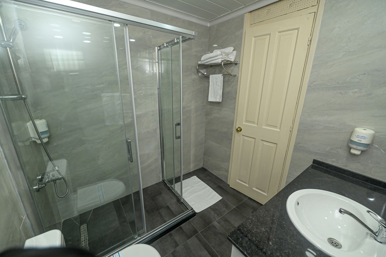 Bathroom 3, Dome Hotel