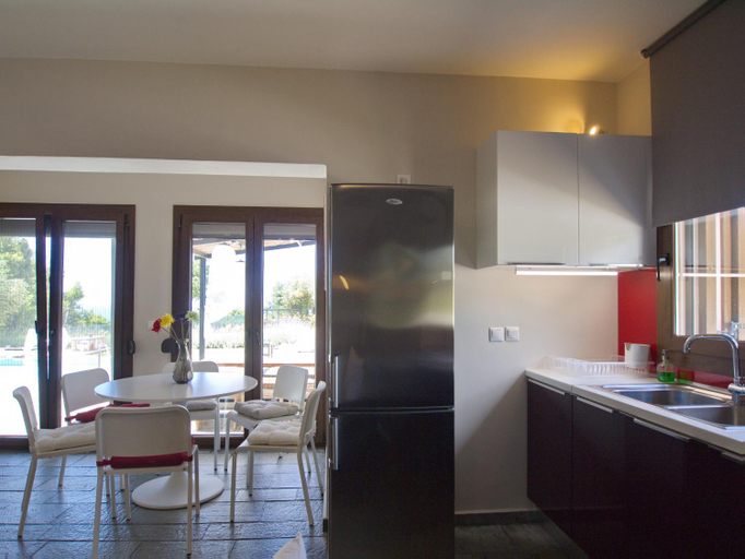 Others 3, Villa Minetti, Ionian Islands