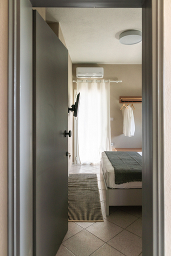 Bedroom 4, Blue Hug Apartments, Epirus