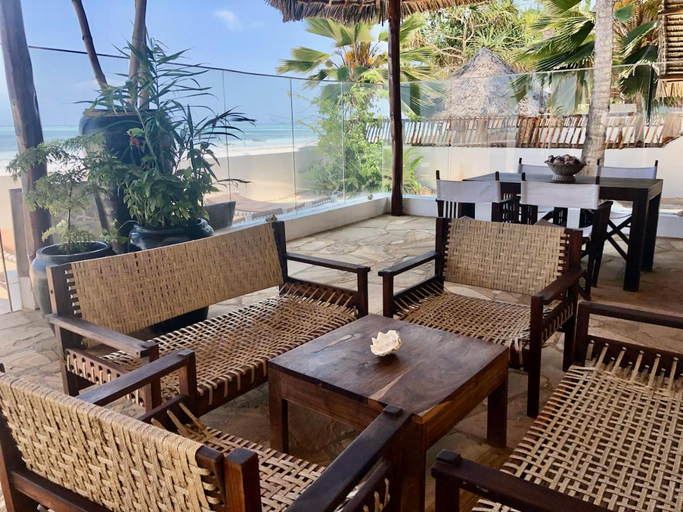 Food & Drinks 4, Beachfront Turtle House with Private Pool ZanzibarHouses, Kaskazini 'B'