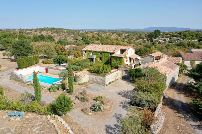Others 3, Gite l'ESCOUSSOU dans veritable Mas en pierres, 6 pers, 4ch, 120m2, charme, nature, piscine chauffee, Ardèche
