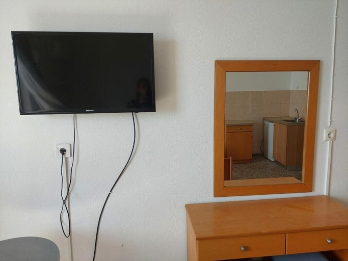 Others 4, FANIA 2 ROOMS IN FRONT OF THE SEA, South Aegean