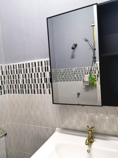 5, D2Pie Homestay, Subang Jaya