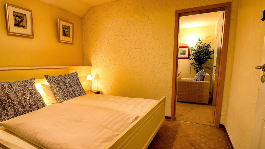 Bedroom 23