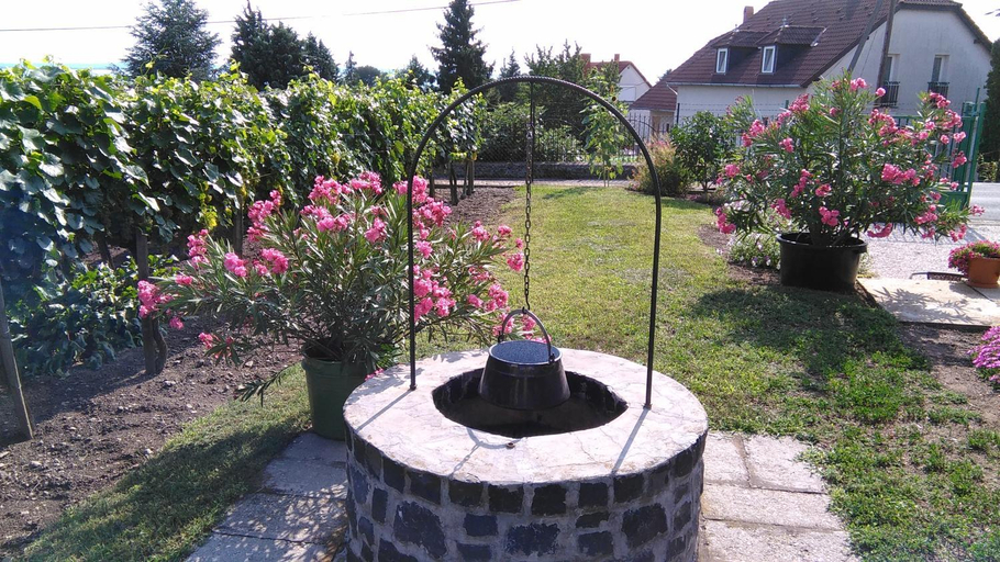 Others 3, Mogyorosi Apartman, Tapolca