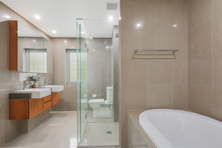 Bathroom 4, Cotton Beach Resort, Tweed - Tweed Coast