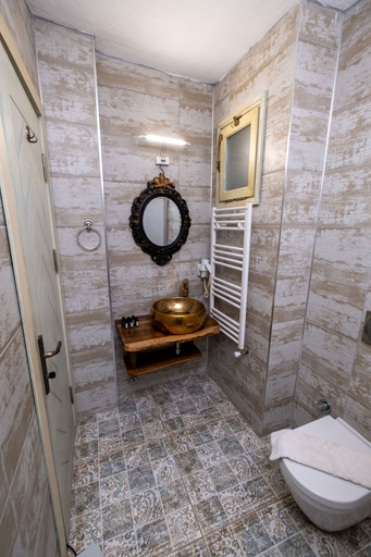 Bathroom, Posthane Hotel, Bozcaada
