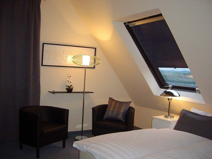 Bedroom 26