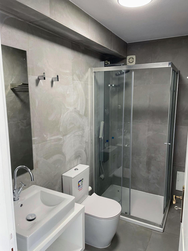 Bathroom 3, Villa das Oliveiras, Sintra
