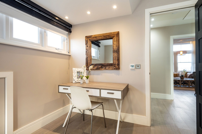 Others 4, Hampstead Lux Flat-Hosted by Sweetstay, London