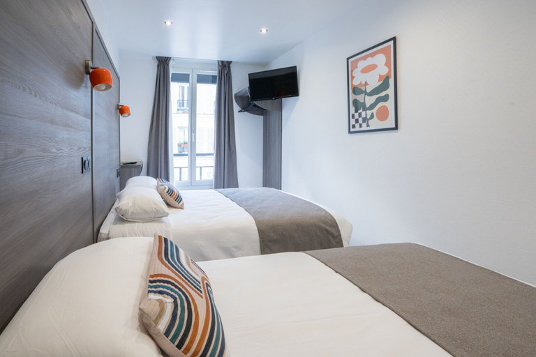 Bedroom 3, Hotel Esperance, Paris