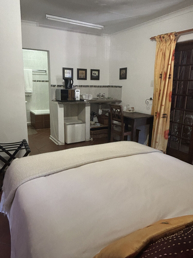 Bedroom 3, Pebble Fountain Guesthouse, City of Tshwane