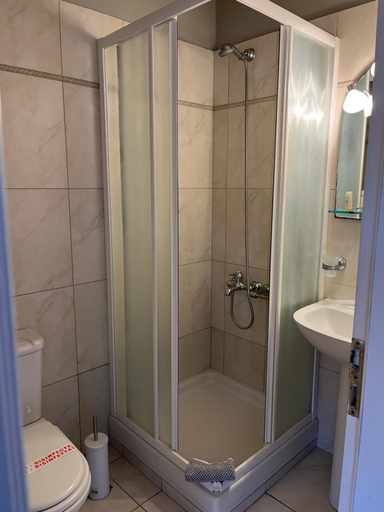 Bathroom, Mira Mare Hotel, Central Greece