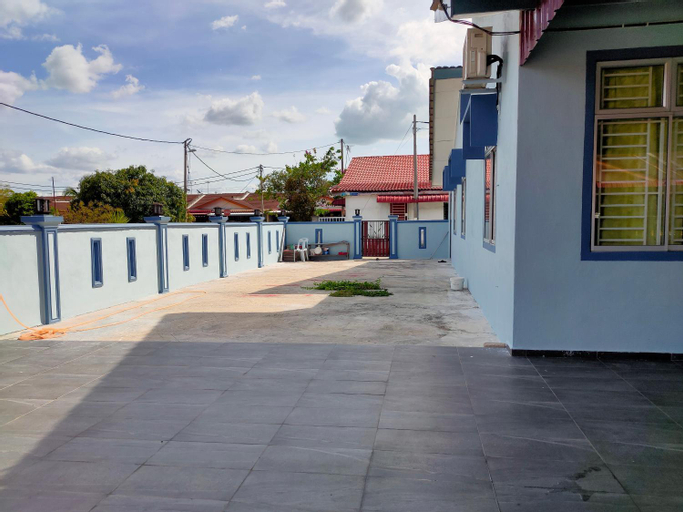 Exterior & Views 15