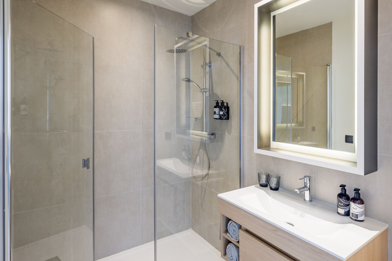 Bathroom 5, INNSiDE by Meliá Madrid Valdebebas, Madrid