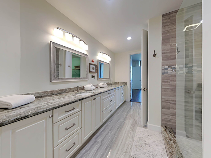 Bathroom 5, Capri #301 by Southern Vacation Rentals, Escambia