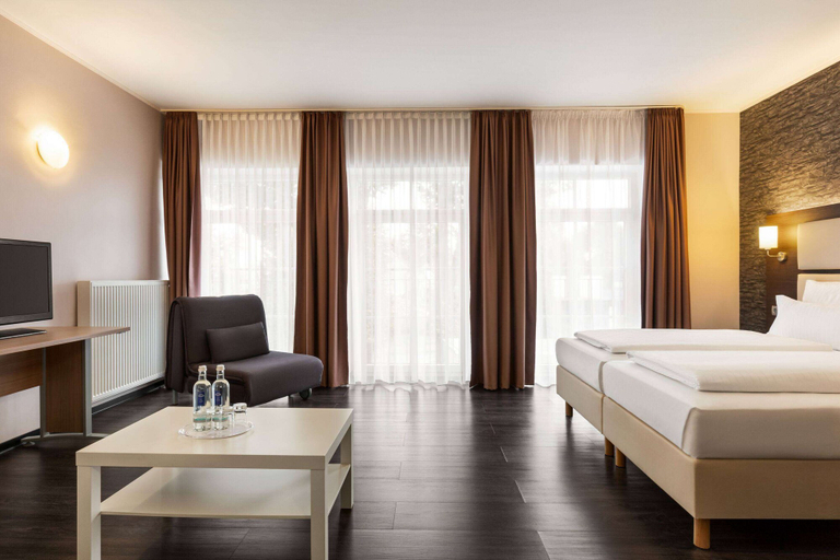 Bedroom 4, DORMERO Hotel Werther, Gütersloh