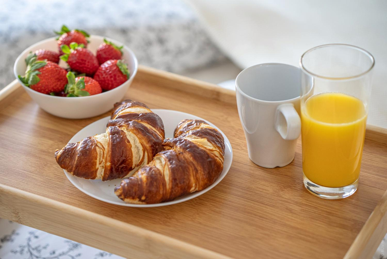 2, Whats-App Self-Check-IN - Apartment am Hauptbahnhof, Graz