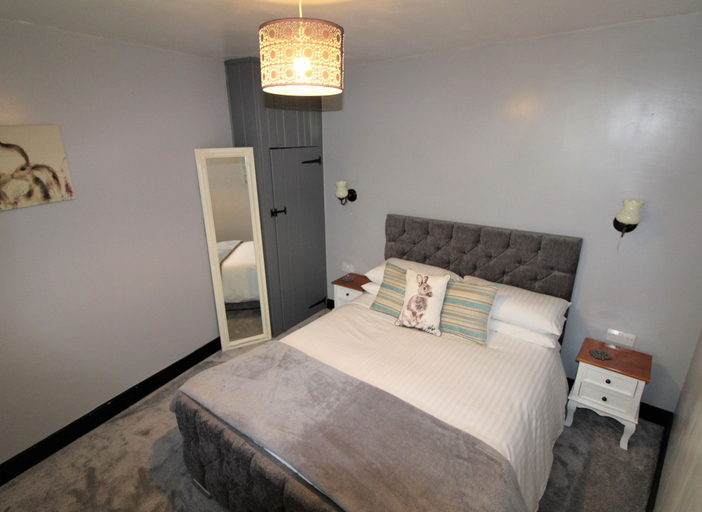Bedroom 2, The Lorna Doone Hotel, Somerset