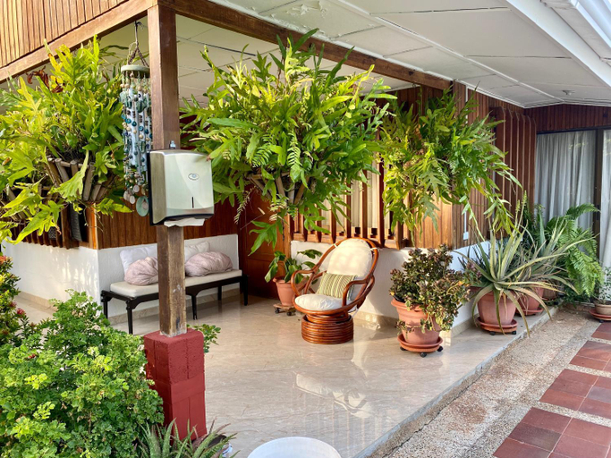 Public Area, Red Ground Village, San Andrés