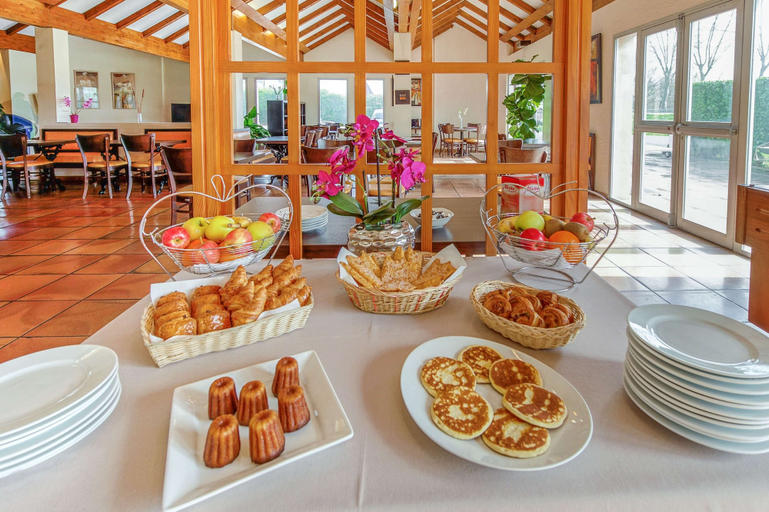 Food & Drinks 5, Brit Hotel Castres, Tarn