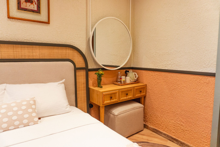 Bedroom 2, Qara Otel, Ayvalık