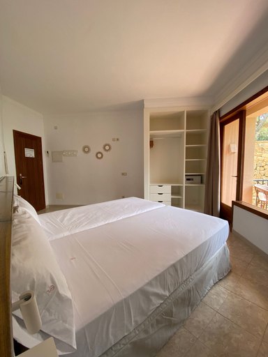 Bedroom 3, Hostal Palmaria, Baleares
