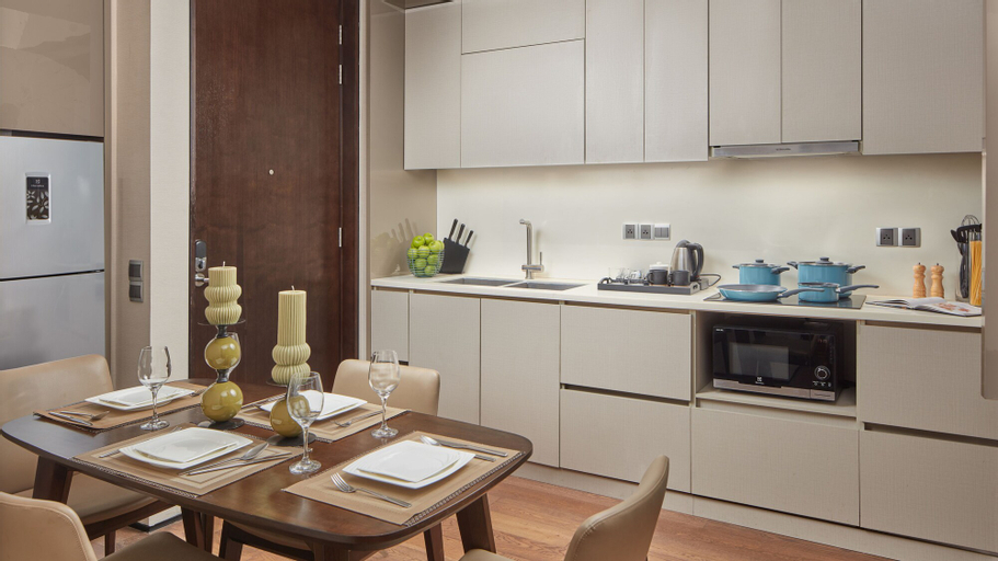 Dining Room 8