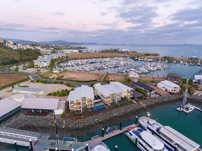 Others 3, Harbour Cove, Whitsunday
