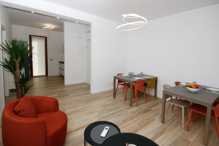 Dining Room 1