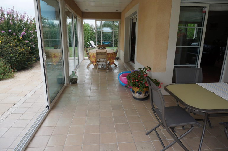 Others 5, Les Chambres de PEYROUTOUS, Lot-et-Garonne