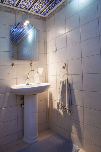 Bathroom 5, Hemdem_old Town Flat Near The Sea and Harbour, Antalya