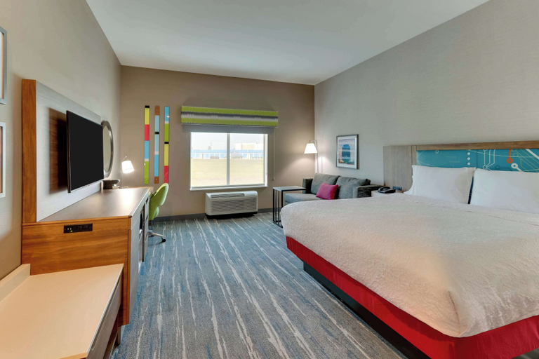 Bedroom 3, Hampton Inn Lebanon, Boone