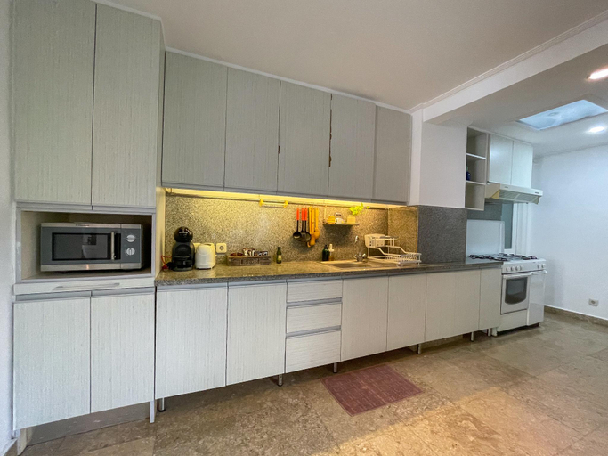 Others 5, Beach House Canggu - 150m Berawa beach, Badung