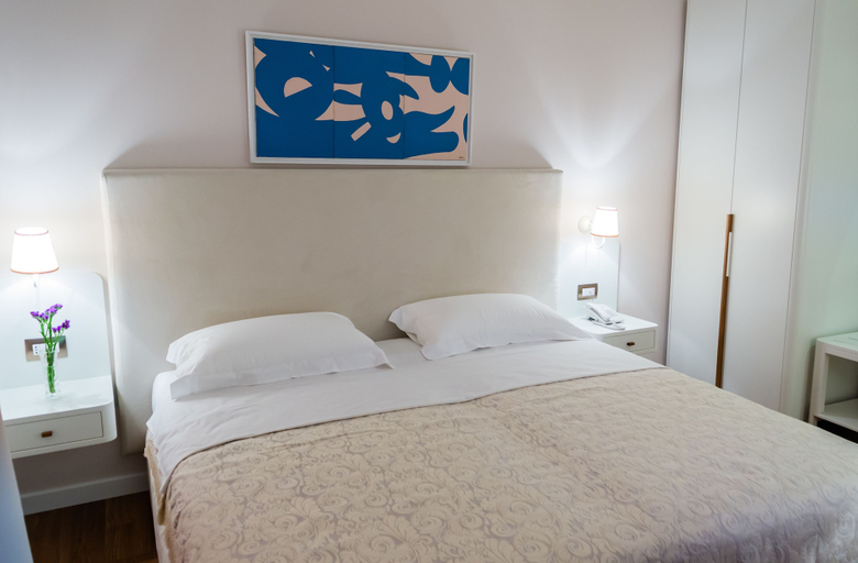 Bedroom 3, Sar'Otel Boutique Hotel, Tirana