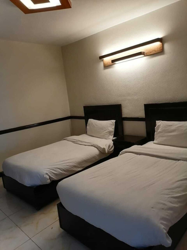 Bedroom 2, Shangrila Hotels Changla Gali, Hazara