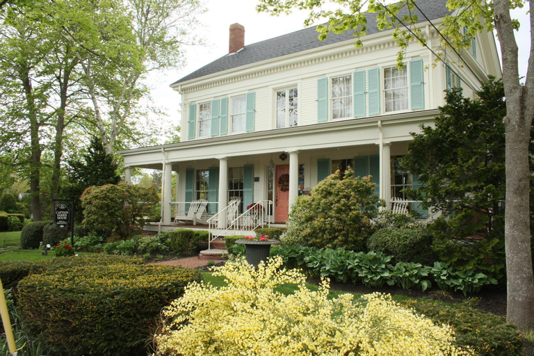 Captain Farris House Bed and Breakfast, Barnstable