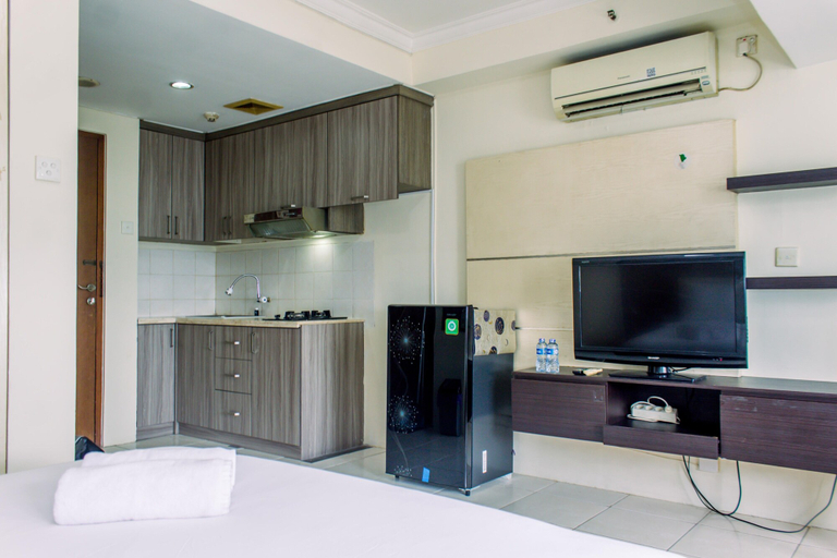 Bedroom 4, Nice And Comfort Studio At Great Western Resort Apartment, Tangerang