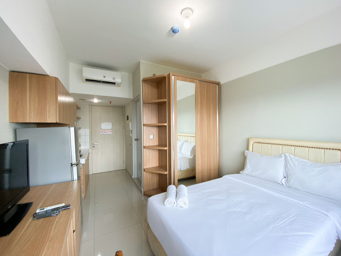 Bedroom 2, Serene Stay Studio At Springlake Summarecon Bekasi Apartment, Bekasi