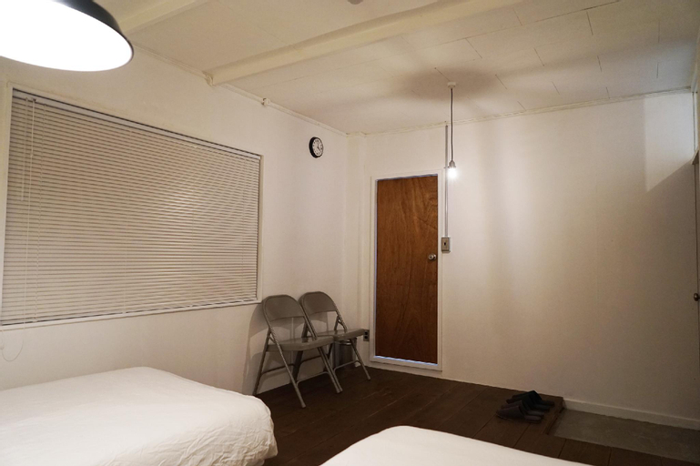 Bedroom 2, City center/Whole Private/MAX8ppl/1min station, Takamatsu
