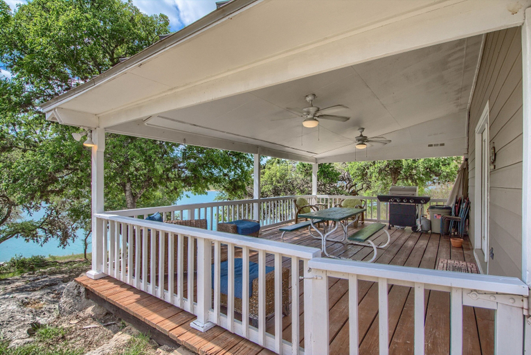 Balcony 5, A Shore Thing Cl1105c 1 Bedroom Cottage by RedAwning, Comal