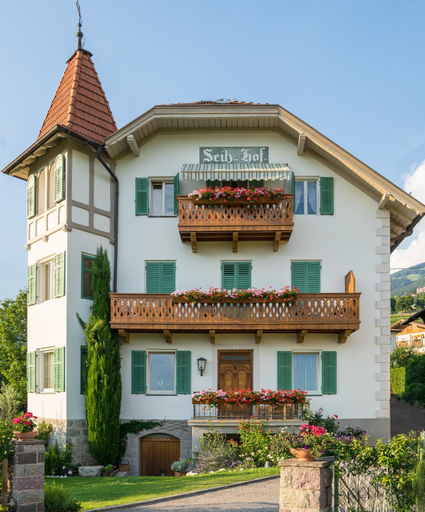 Others 3, Gastehaus Seitzhof, Bolzano