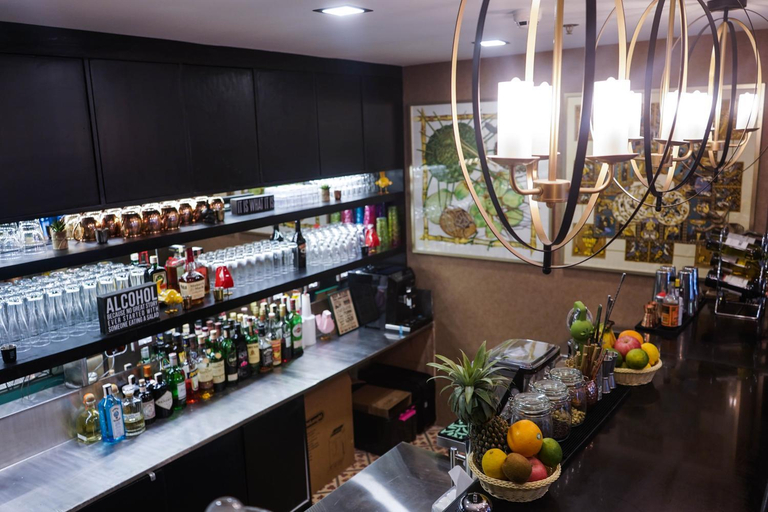 Food & Drinks 4, Unwnd Boutique Hotel Makati, Makati City